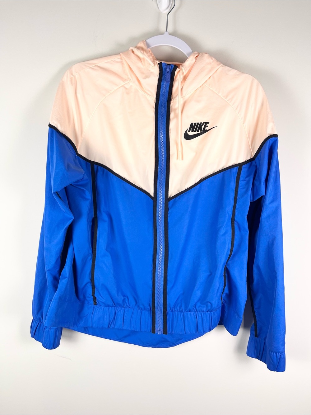 Nike Womens Sportswear Windrunner Jacket Size Medium Athletic Gym Y2K 1970 1980